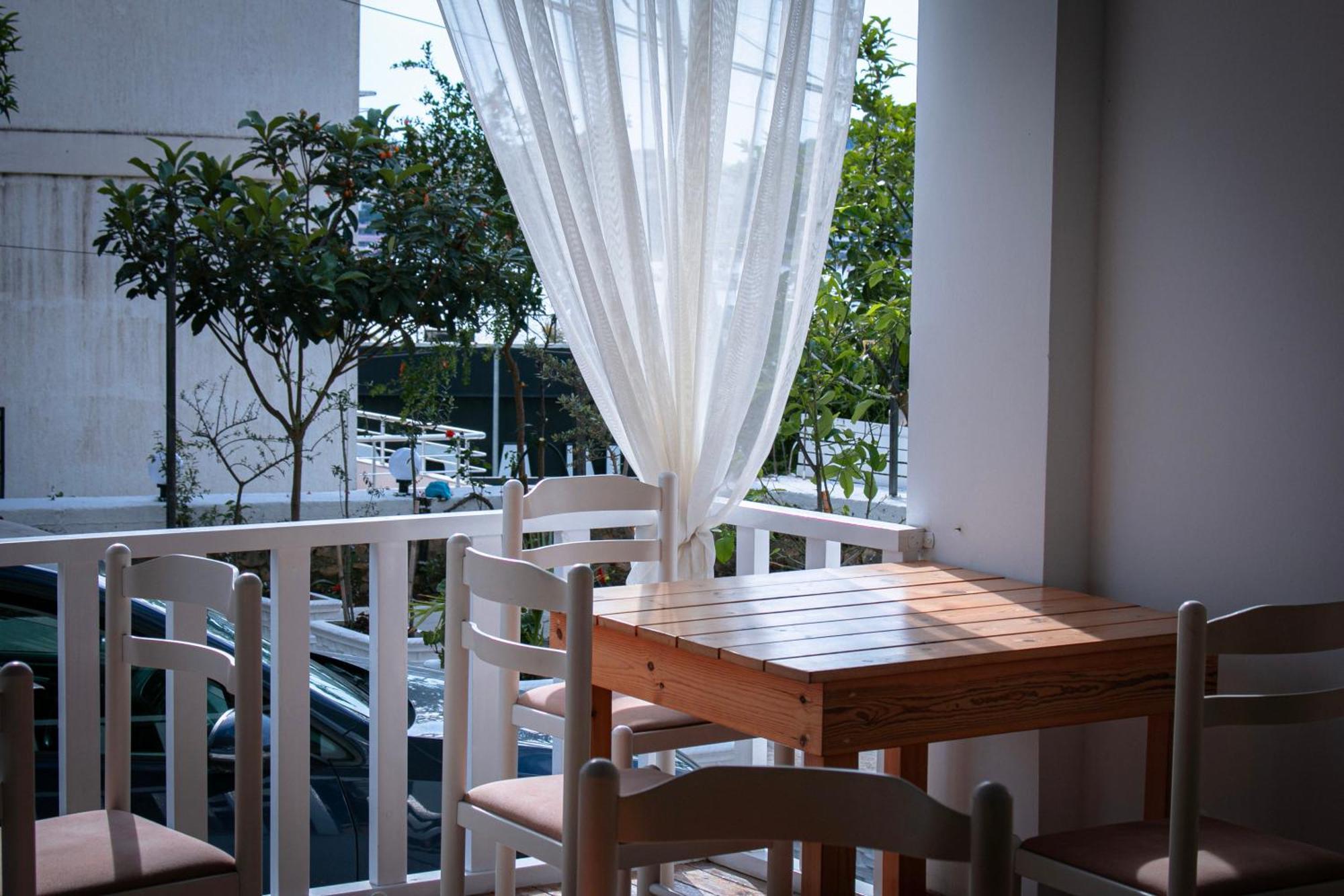 Hotel Fron Saranda Extérieur photo