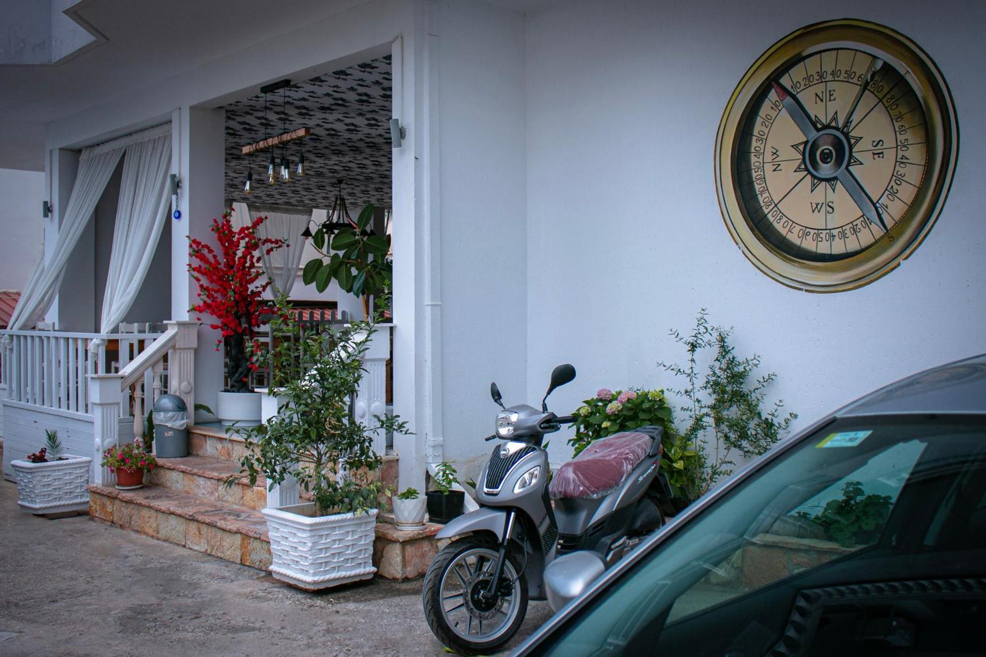 Hotel Fron Saranda Extérieur photo
