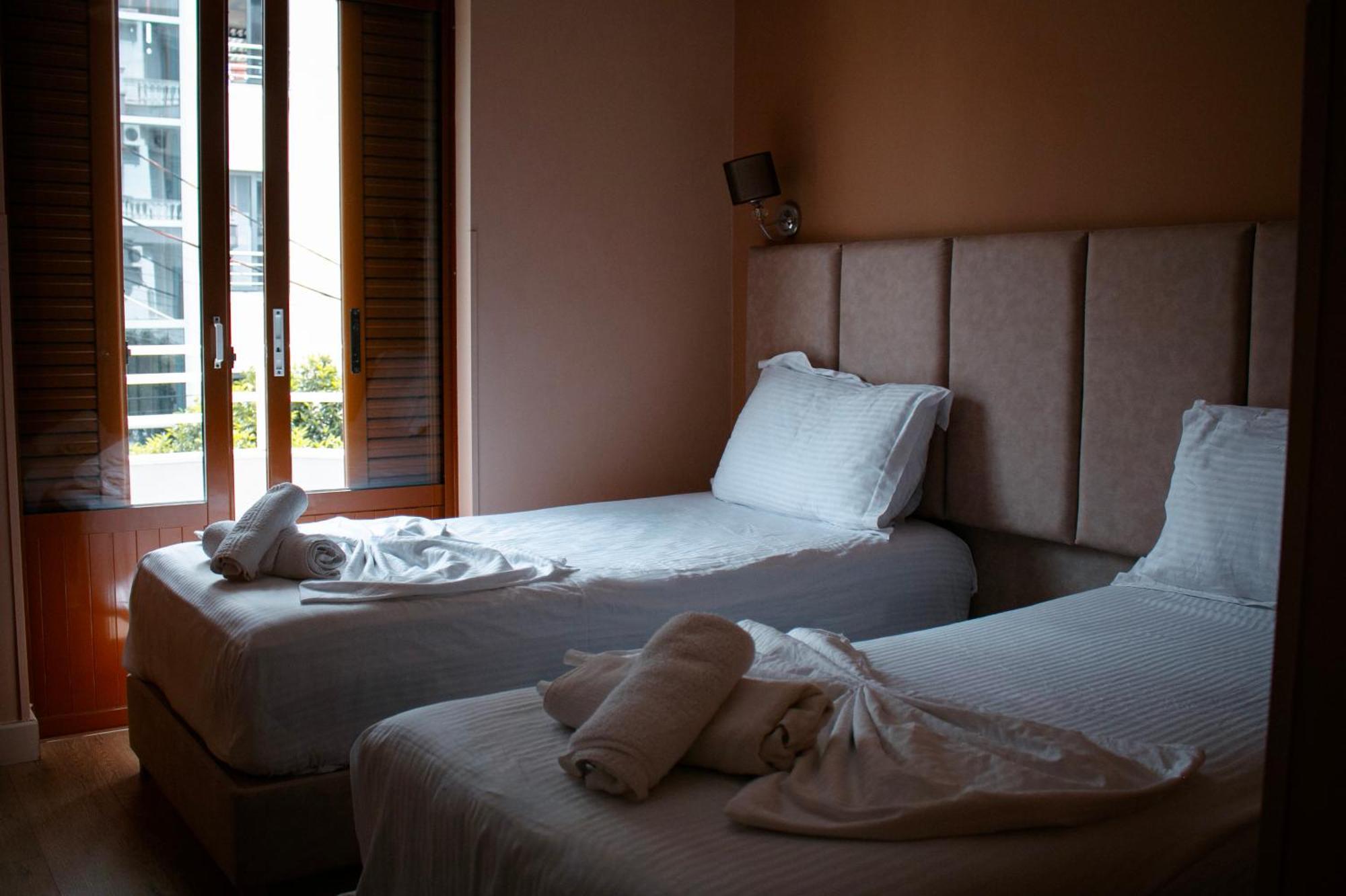 Hotel Fron Saranda Extérieur photo